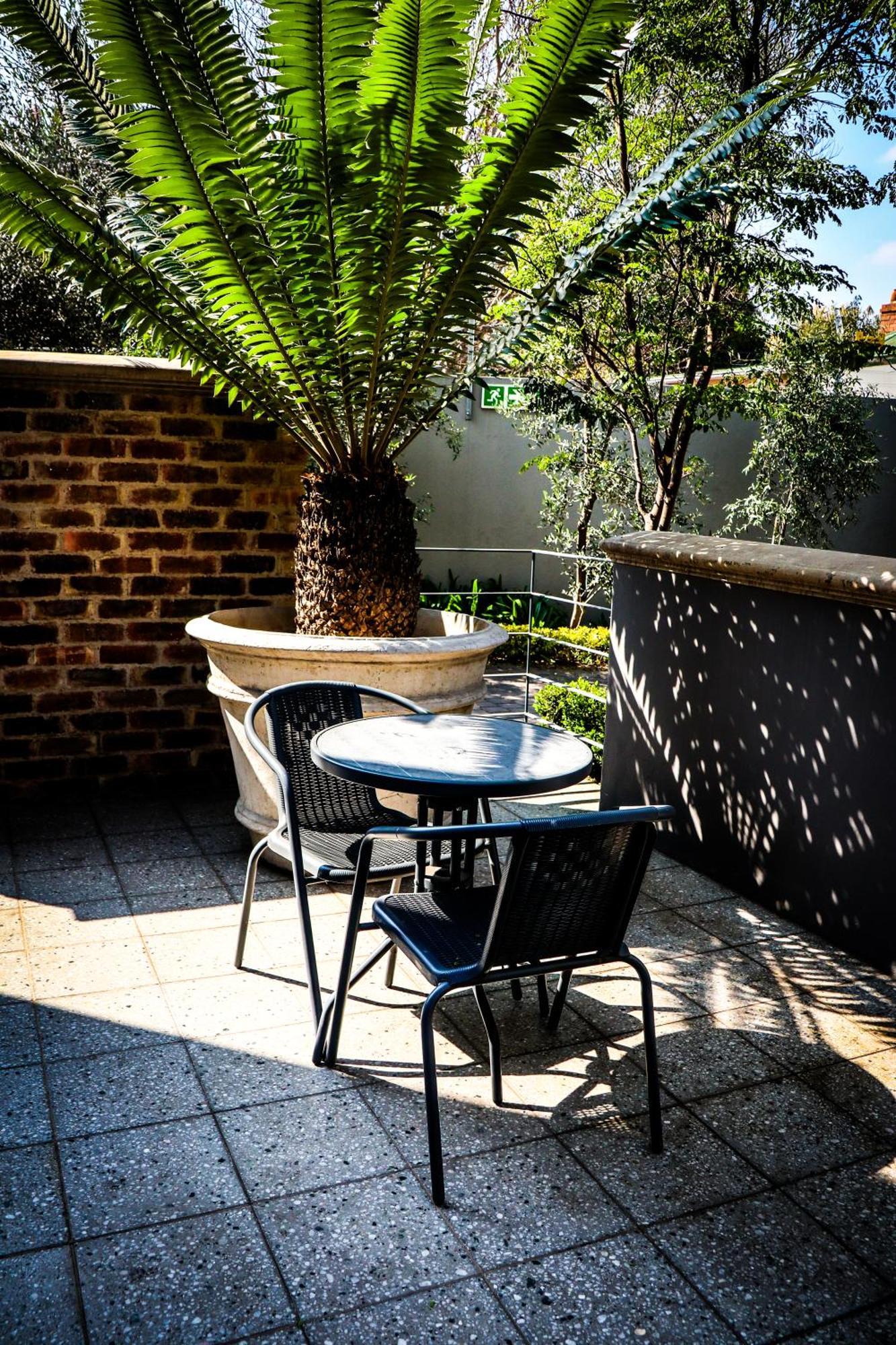 The Wantage Suites Johannesbourg Extérieur photo
